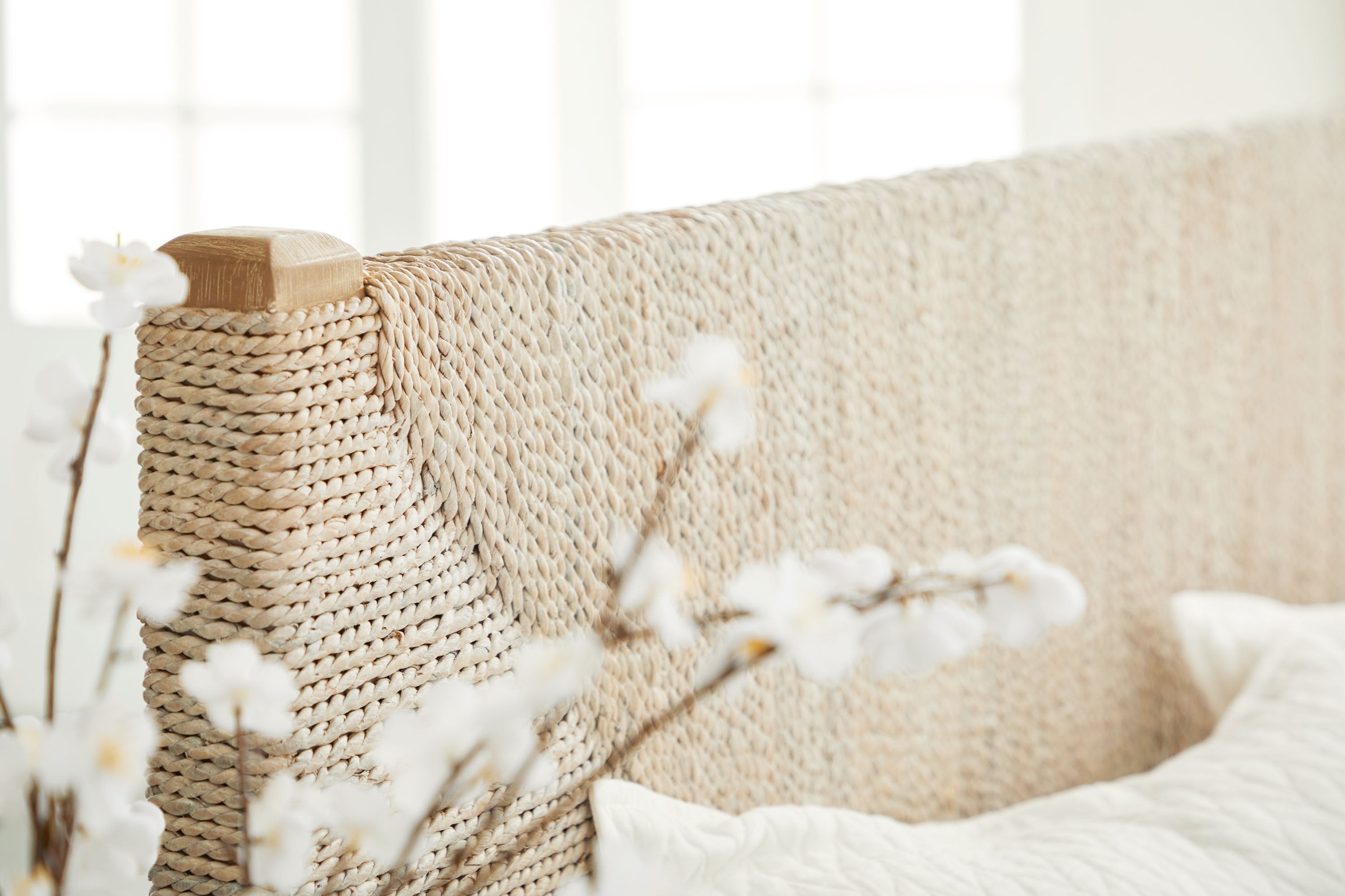 Holt Queen Bed