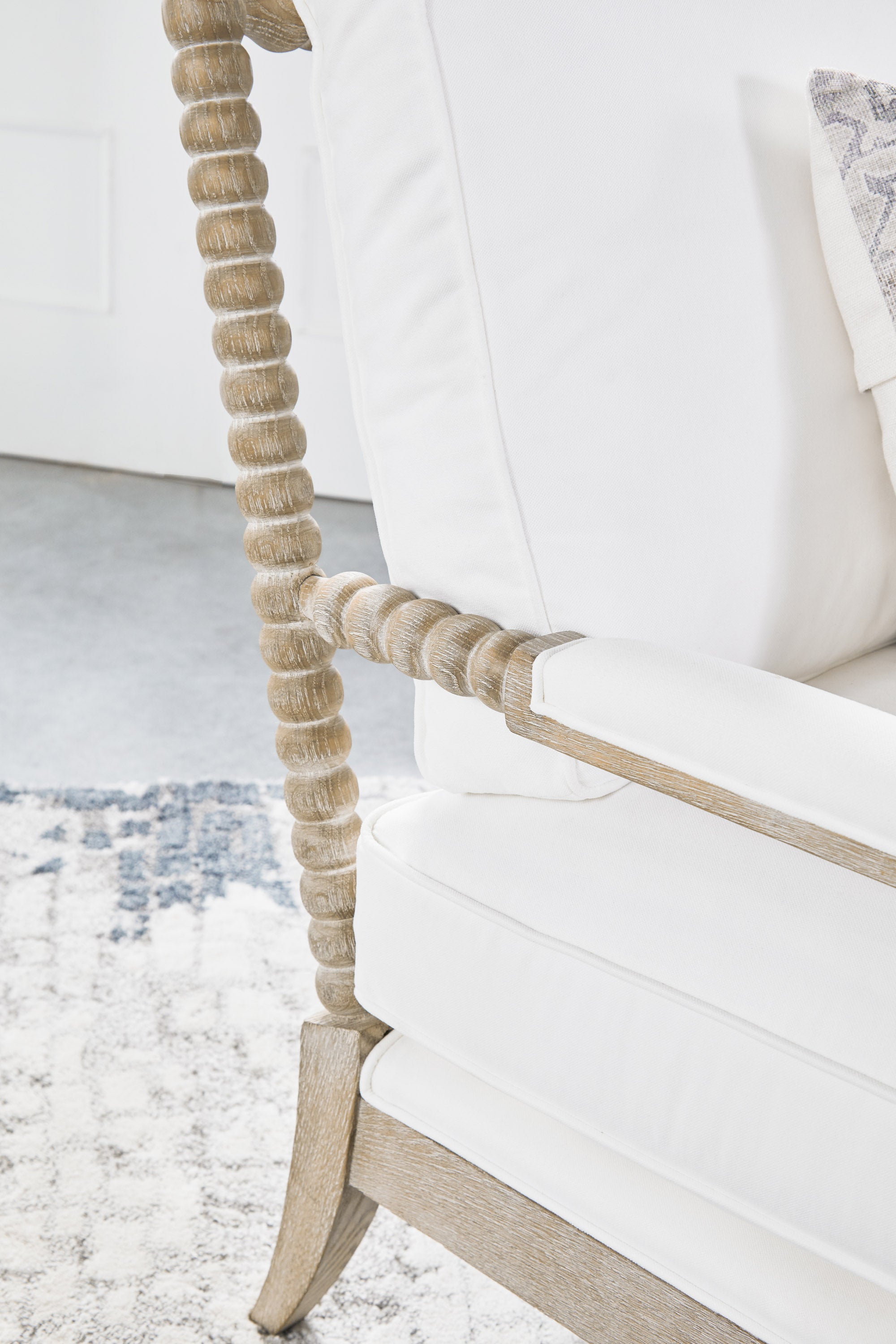 Toulouse Chaise Lounge