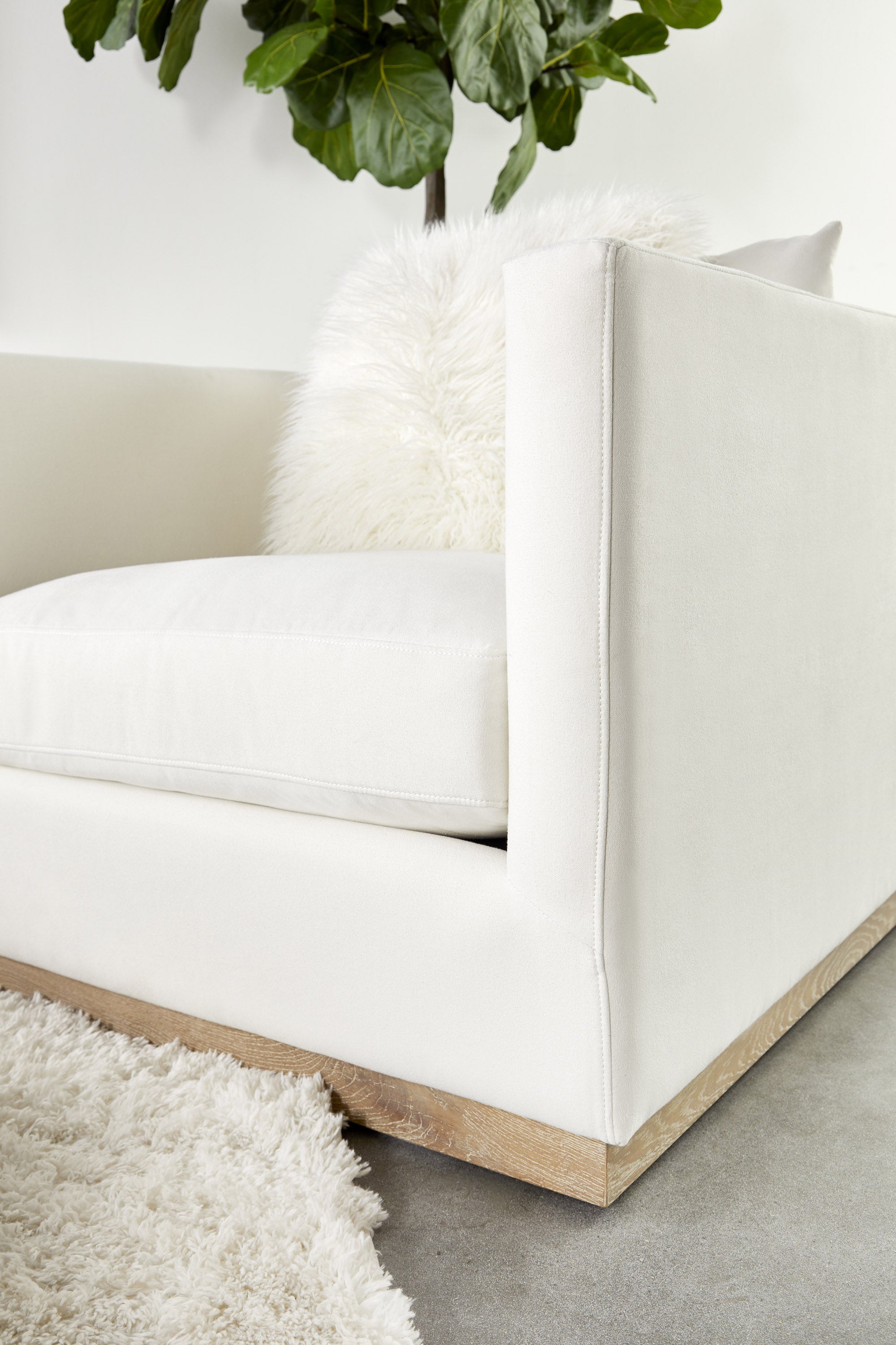 Nelson Plinth Base Sofa Chair