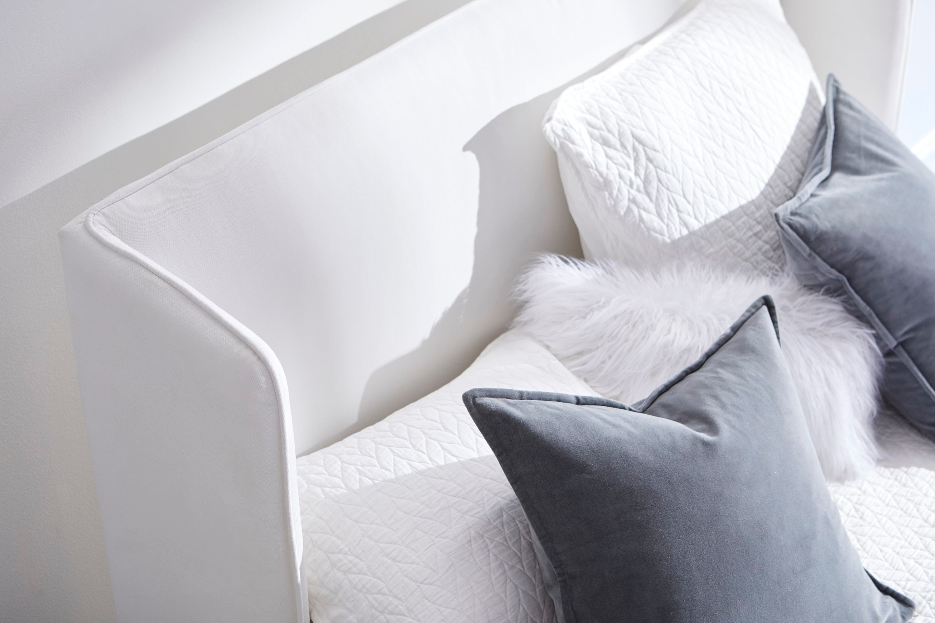 Quigley Queen Bed
