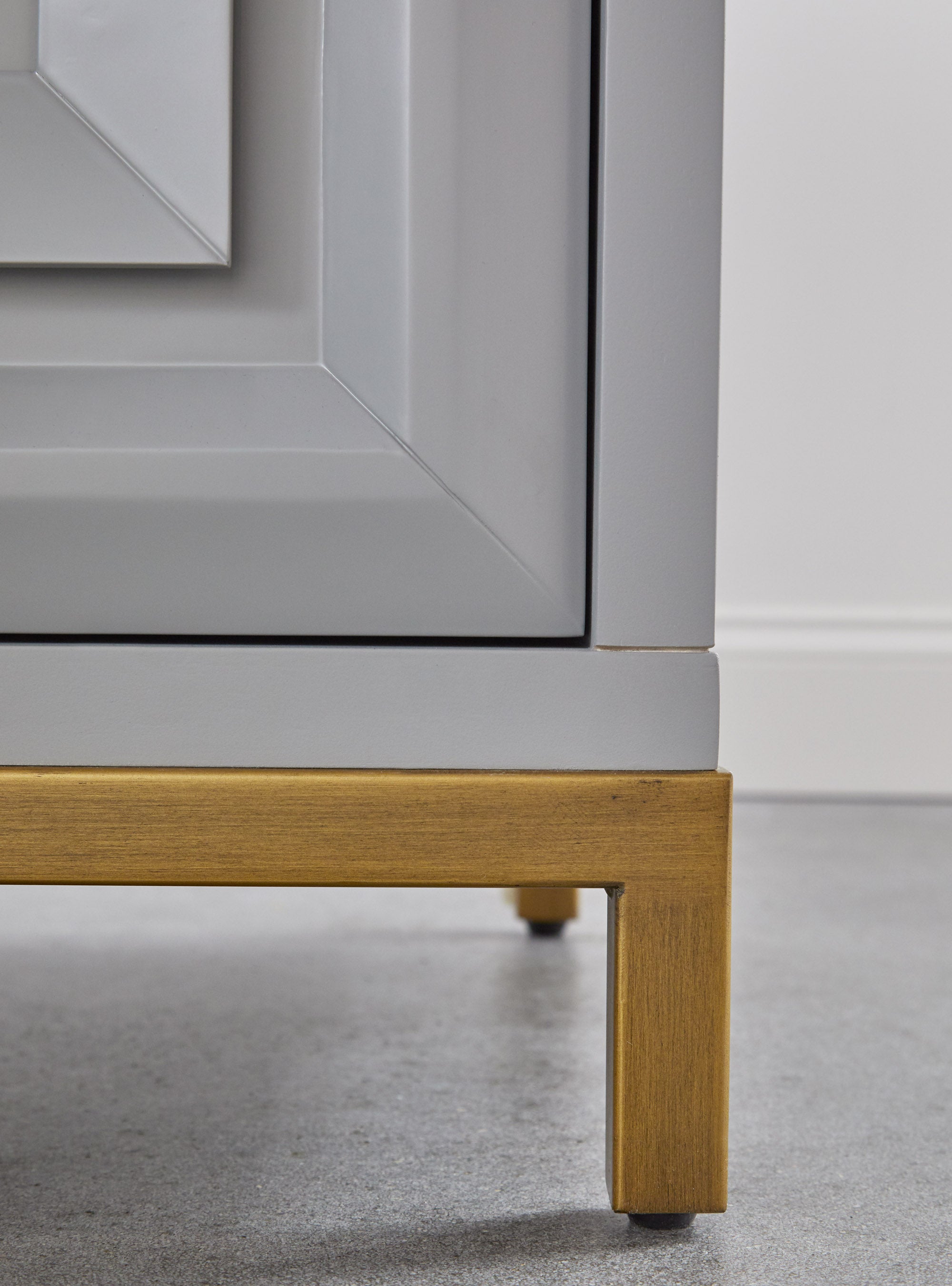 Giron Carrera Media Chest