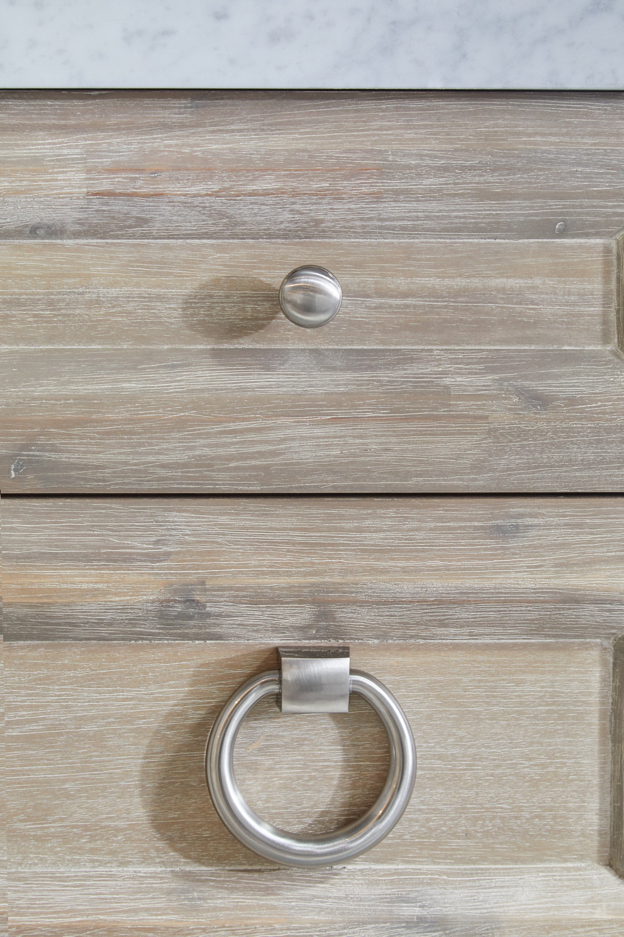 Giron Carrera Media Chest