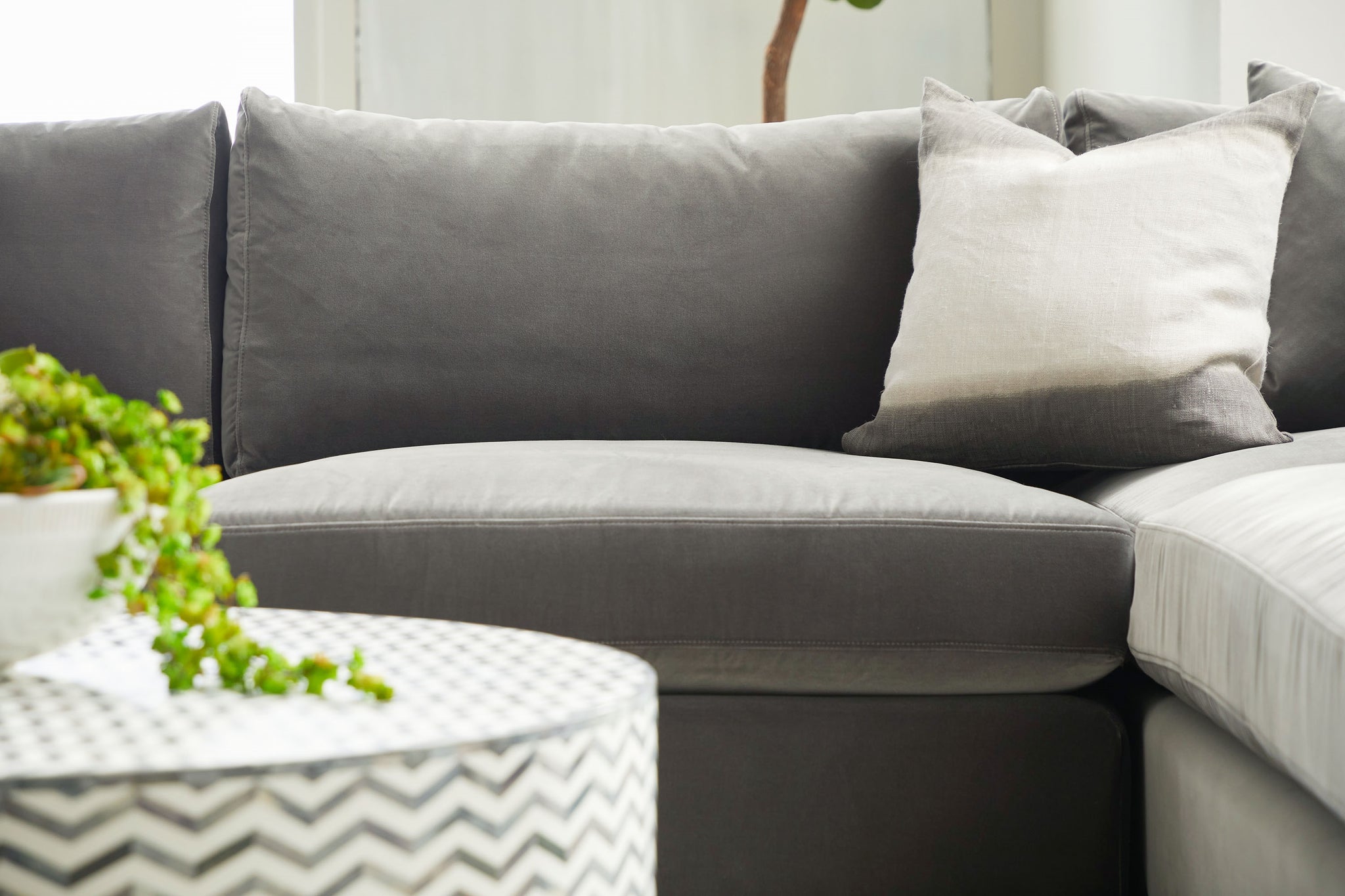 Milan 120" Grand Sectional