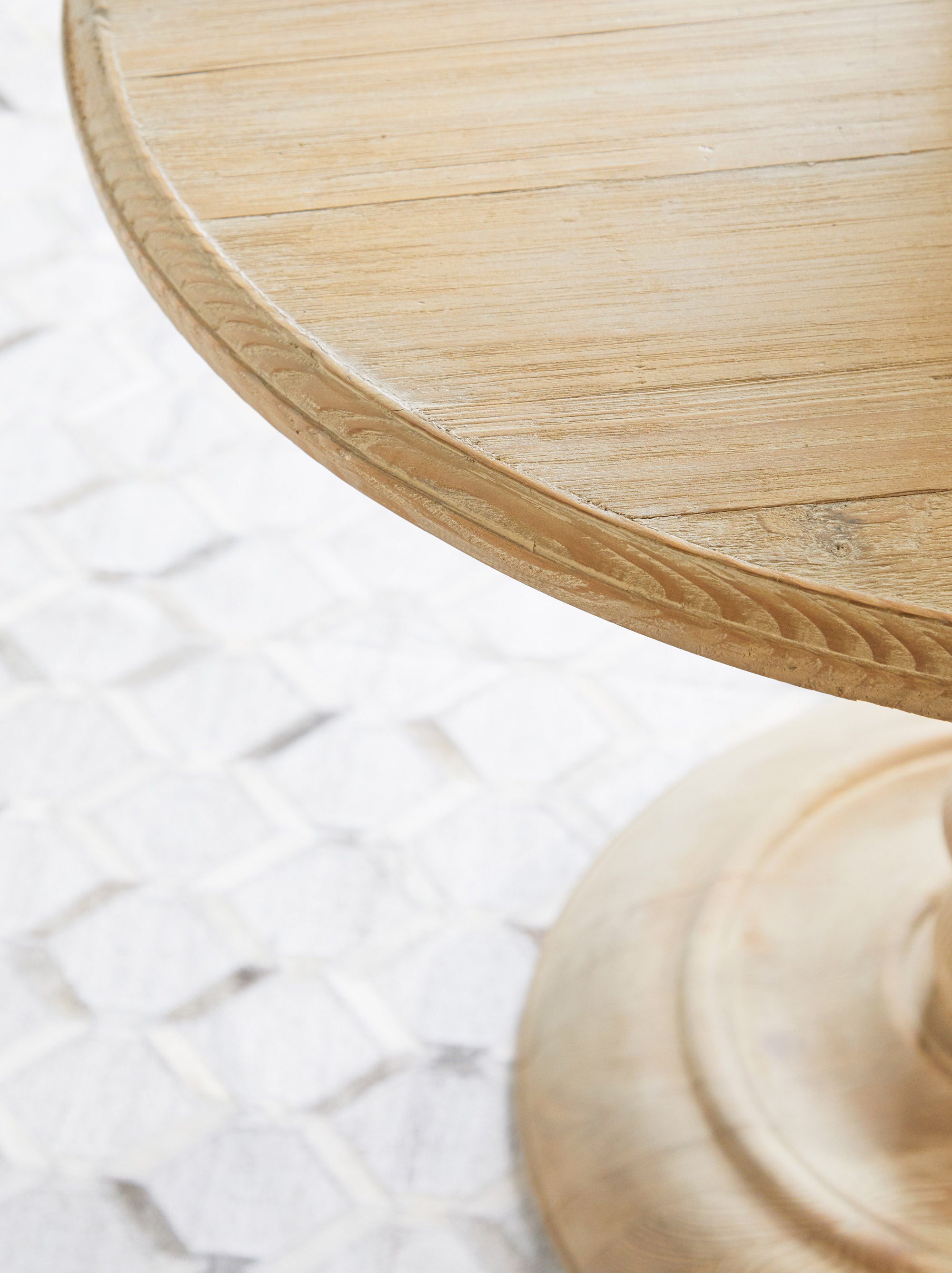 Ashby Round Dining Table