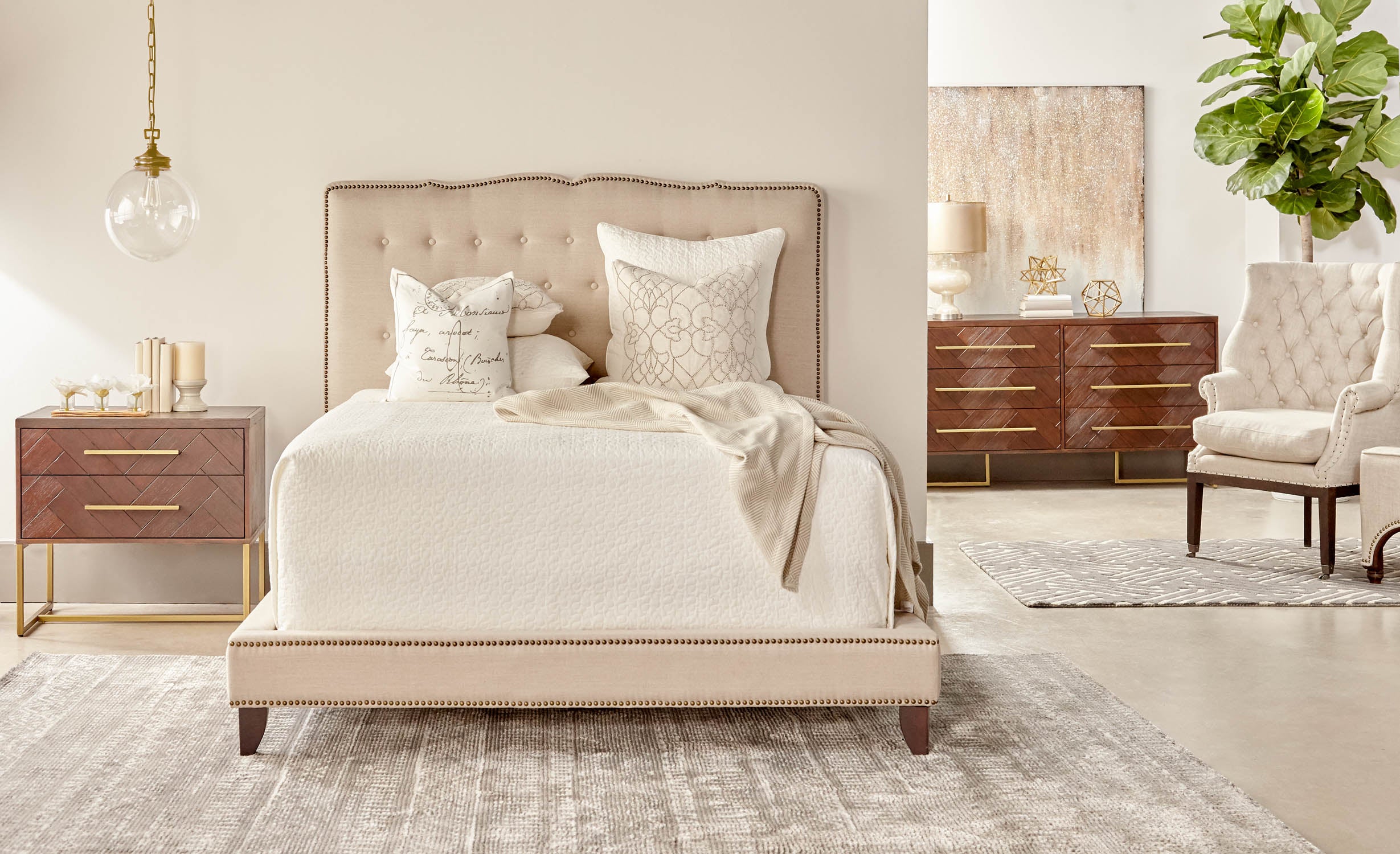 Amalfi 2-Drawer Nightstand