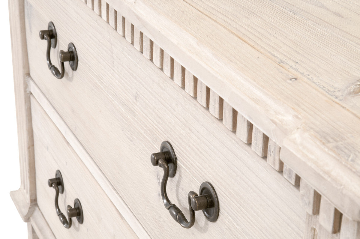 Alfriston Accent Chest